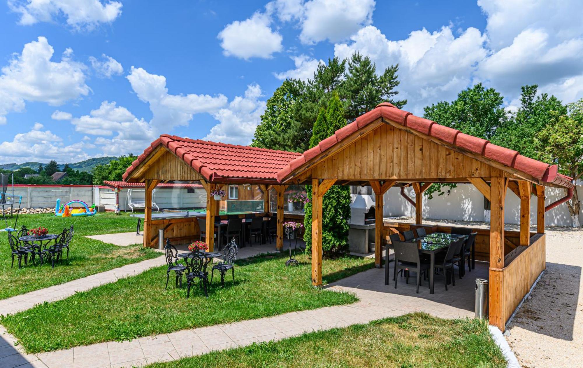 Pensiunea Roma Antica Harman Exterior photo